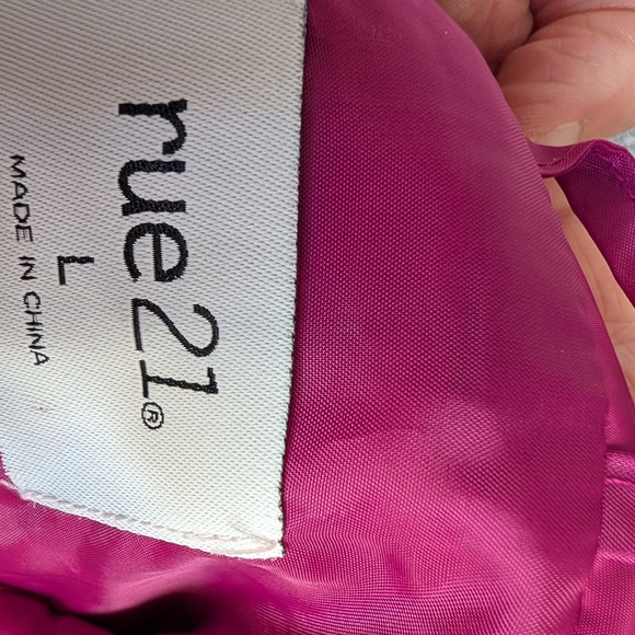 Outerwear Puffer Cropped Fuchsia Vest Size L - Picture 5 of 6